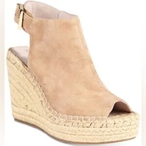 Kenneth Cole New York tan beige Suede Olivia Espadrille Wedge Sandals